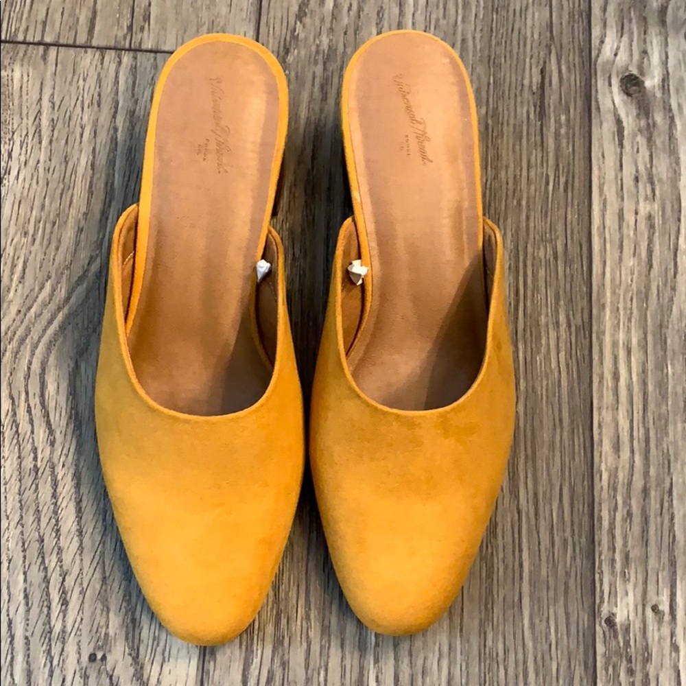 Women’s mules